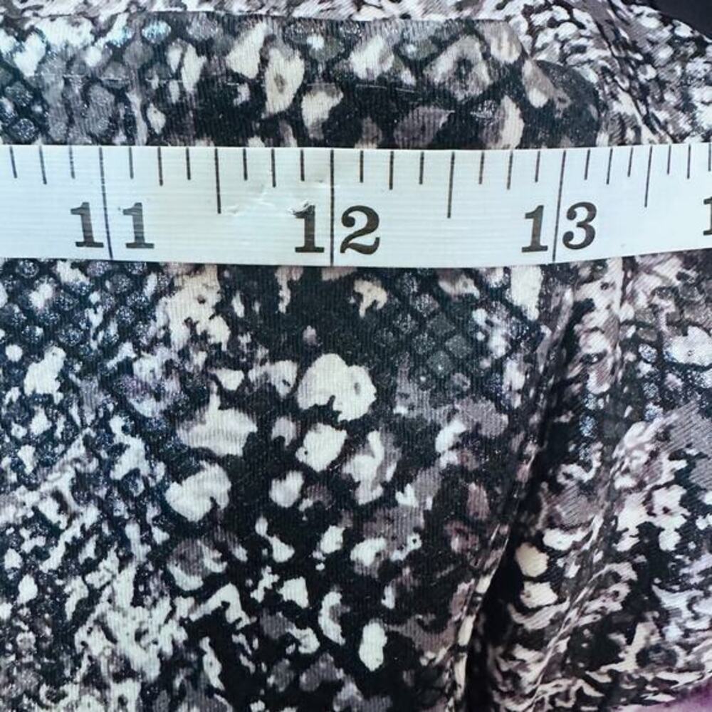 SPANX Faux Leather Snake Shine Leggings Size M High Waisted Workout & Casual - Picture 7 of 10